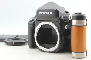 ⏯ [Unused] Pentax 67 II AE Finder Medium Format Film Camera Body Wood Grip Japan - Picture 1 of 12