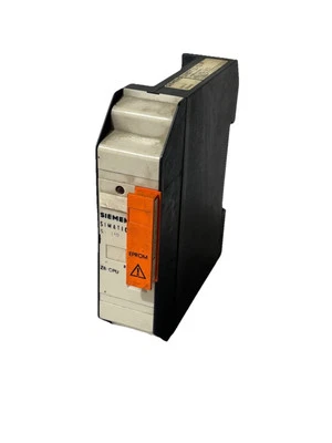 Siemens Simatic S5-110A 6ES5 900-7AC11 - Immagine 1 di 4