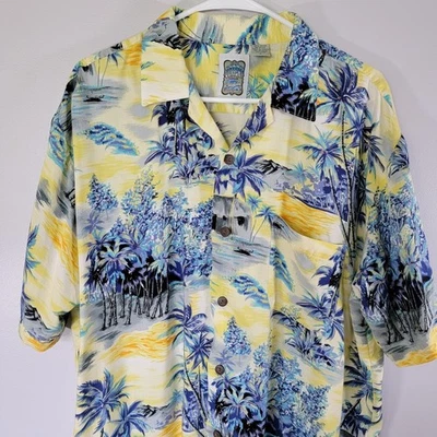 Hawaiian Shirt Mens L Tropical Button Up Cooling Rayon Yellow Ocean Current - Image 1 of 4