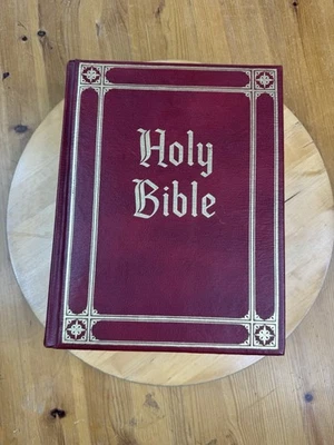 Vintage 1965 Holy Bible Guiding Light Edition KJV King James Red Leather - Image 1 of 4