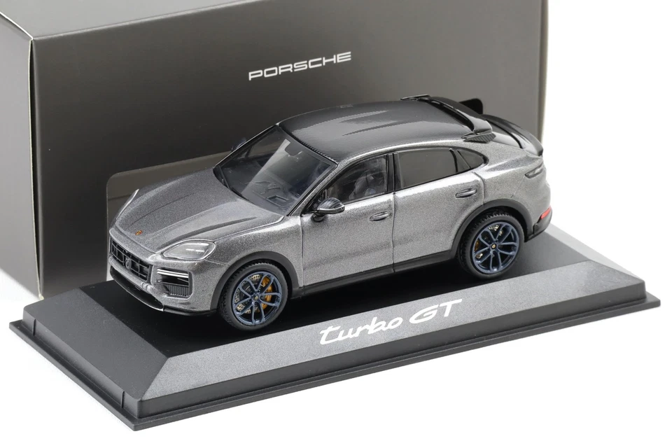 1:43 Solido Porsche Cayenne Turbo GT Coupé (E3 II) Grigio Quarzo WAP DEALER - Immagine 1 di 3