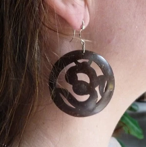 Ohrringe Om Aum aus Kokosnuss Holz Ohrhänger mit 925 Silber Ohrhaken  - Bild 1 von 2