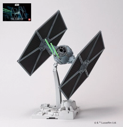 Modellino Revell TIE FIGHTER BANDAI STAR WARS MODEL KIT DI MONTAGGIO - Immagine 1 di 1