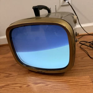 Vintage RCA Victor TV 14-pt-8021 1950s - Picture 1 of 14