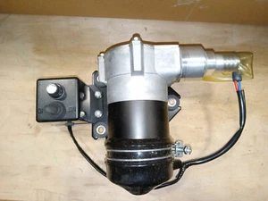 0858591 PUMP NEW GENUINE CATERPILLAR - Picture 1 of 5