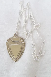 Vintage Hallmarked Sterling Silver Medallion Pendant Birmingham 1934-35  - Picture 1 of 11