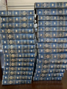 The Encyclopedia Americana 1960 Complete 1 - 30 Volume Set blue vintage - Picture 1 of 5