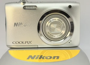 Nikon COOLPIX A100 20.0MP Kompakt Digitalkamera Silber Englisch Getestet JAPAN - Bild 1 von 12