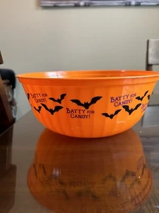 Plastic candy Bowl Halloween decor. Batty For Candy. - Bild 1 von 5