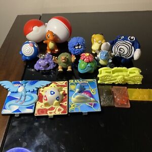 Lot Of 16 1999 2000 Pokemon Toys Burger King, 3D cards, tops
