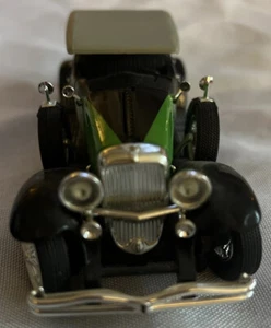 1934 Duesenberg 1/32 scale car Missing Windshield - Picture 1 of 5