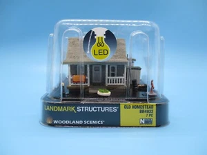 WOODLAND SCENICS N SCALE BUILT-UP STRUCTURE - OLD HOMESTEAD - LED "JUST PLUG" - Bild 1 von 6