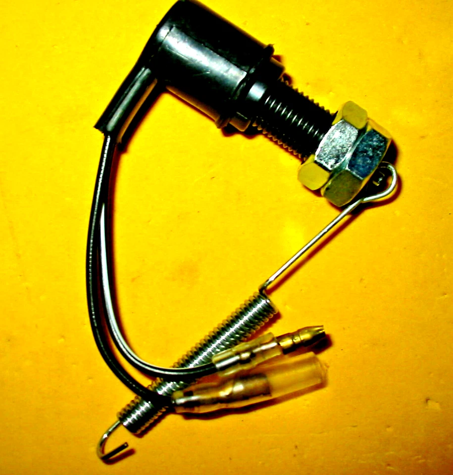RD250 RD350 XS650 XS750 XS1100 XJ1100 LB50 LB80 REAR BRAKE SWITCH - Image 1 of 1