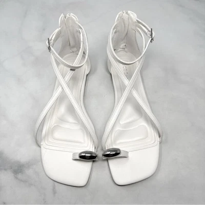 NUEVO BCBGeneration Kline Sandalias Planas Punta Cuadrada Adornadas Anillo Punta Adornadas 9 Foto 1 de 4