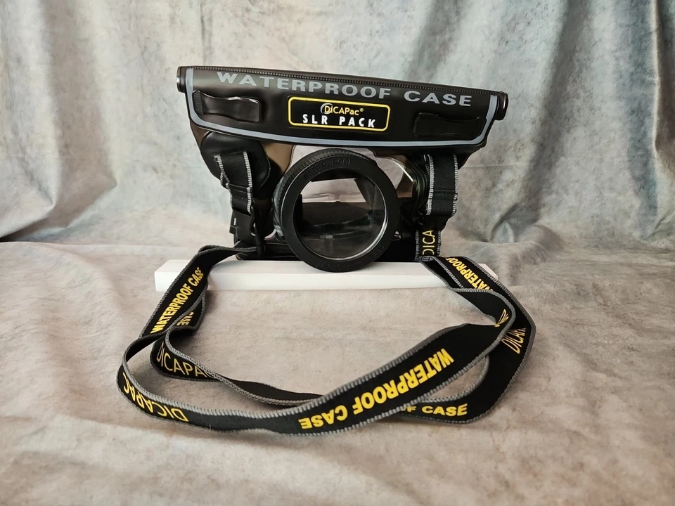 Câmera Digital DiCAPac SLR PACK Estojo Subaquático Impermeável - Imagem 1 de 4