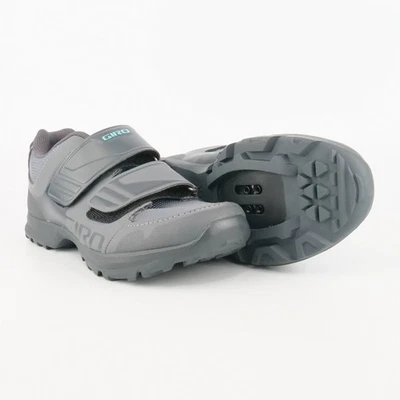 Giro Berm Para Mujer EE. UU. 6 UE 37 Sin Clip 2 Pernos Titanio/Sombra Oscura Zapatos MTB  Foto 1 de 4