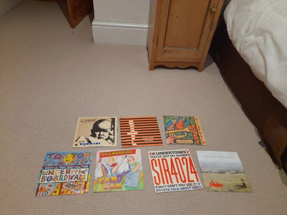 Collection of 7 Post Punk 7" vinyl Records The Stranglers Undertones Bad Manners — 第 1/1 张图片