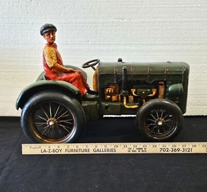 Vintage Skulptur Figur Traktor mit Bauernfahrer groß 18" Länge 16 Pfund - Bild 1 von 24
