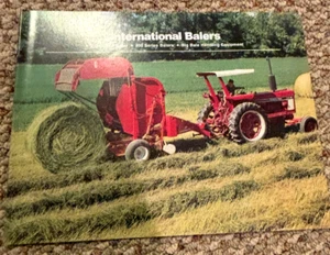 International Harvester 435 445 Baler 241 Round Baler For 1977 Brochure FCCA25 - Picture 1 of 1