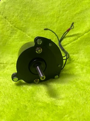 Heater Fan  Motor Daimler 2.5 V8 / V8 250  Mk II / Mk 2 2.4 & 240  Mk II / Mk 2 - Изображение 1 из 3