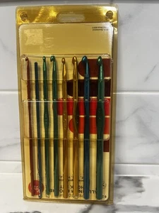 Vintage bunte Boye Häkelnadeln Aluminium Handarbeit Set von 8, USA - Bild 1 von 6