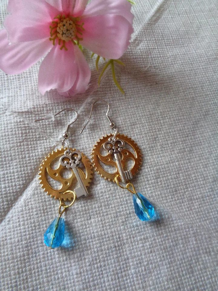 Ohrringe Steampunk Zahnrad Schlüssel Glasschliffperle Türkis(3) - Bild 1 von 1