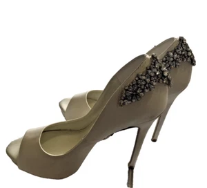 Jewel Badgley Mischka Ivory Open Top Rhinestone Stiletto Heels Size 8 M Women - Picture 1 of 13