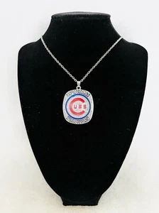 2016 Chicago Cubs World Series Championship Pendant, 🇺🇸 SHIP - Picture 1 of 4