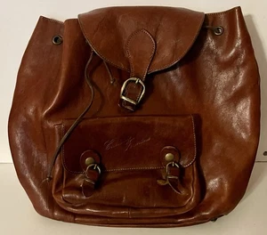 Zaino Cuoieria Fiorentina in pelle design italiano con manico, cinghie, tasche - Foto 1 di 24