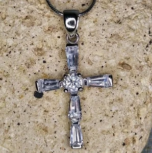 Sterling SILVER CZ CROSS NECKLACE ~ 925 "CN" 18" Snake CHAIN & PENDANT Christian - Picture 1 of 13