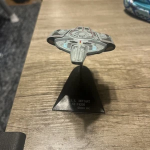 Star Trek USS Defiant NX 74205 Collectible Display spaceship by Furuta - Picture 1 of 7