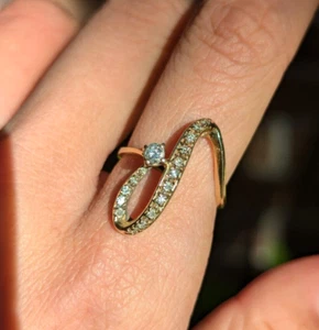 Vintage Diamond Ribbon Bypass Ring 14k Gold S Curved Wrap Around Size M / 6 - Picture 1 of 10