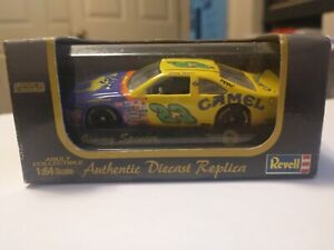Revell collection 1/64 diecast NASCAR #23 Camel Zippo Jimmy Spencer 1997 Ford
