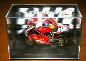 CARL FOGARTY DUCATI 996 1999 con CASCO 1:24 VITESSE - Foto 1 di 2