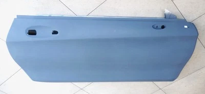 Painel lateral direito de duas portas Mercedes Benz W217 S550 S63 2017-2019 2177220210 original de fábrica - Imagem 1 de 4