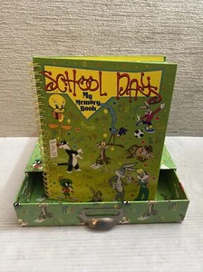 1998 Looney Tunes School Days Memory Book Hardcover Tomorrows Treasures Storage - Picture 1 of 15