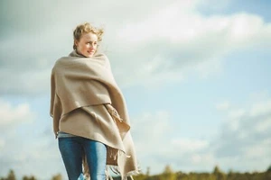 Schal Halstuch Strick Damen Fransen Strick Poncho Cardigan Cape Schal Pullove... - Picture 1 of 5