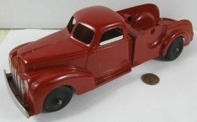 Vintage 1950's Die Cast Hubley Kiddie Toy 474 Wrecker Tow Truck Restored 9 1/2” - Image 1 of 4