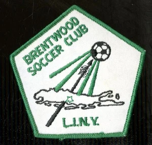 BRENTWOOD SOCCER CLUB LONG ISLAND NY Vintage bestickter Aufnäher - Bild 1 von 2