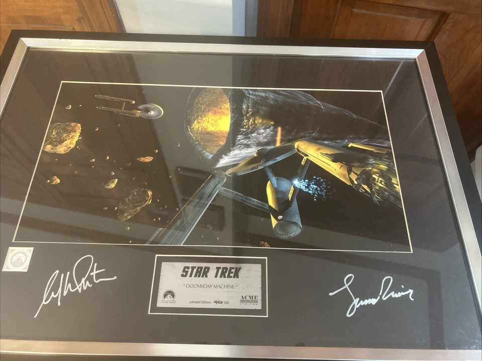 Pintura de Star Trek "Doomsday Machine" firmada por Shatner & Nimoy Foto 1 de 4