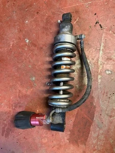 KAWASAKI ZX 1000 LEF REAR DAMPER/SHOCKER  AND SPRING AND VALVE 2014 - Picture 1 of 9