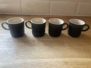 TAZAS ESPRESSO LE CREUSET X 4 100 ML EN NEGRO SATINADO PEGATINAS NUNCA USADAS EN BASES - Imagen 1 de 4