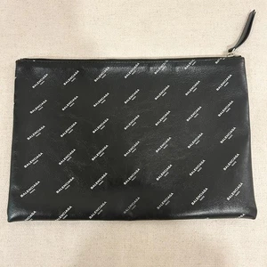 Balenciaga Logo Black Leather Clutch Bag Men's Women Size 33cm Used - Picture 1 of 7