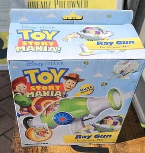 NINTENDO Wii Thrustmaster Disney Pixar TOY STORY MANIA RAY GUN - Picture 1 of 6