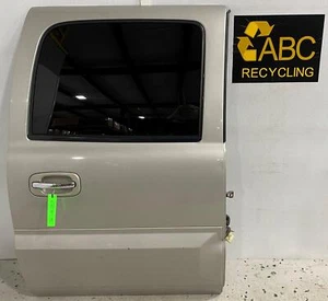 2000-2007 Cadillac Escalade EXT Rear Door RH Passenger Fine Silver Birch Met 59U - Picture 1 of 12