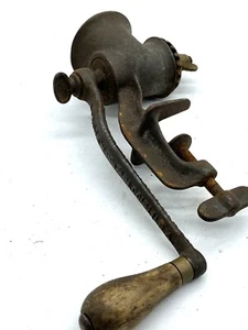 Vintage Universal Mincer L,F & C New Britain, Conn Grinder - Foto 1 di 6