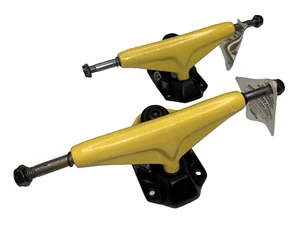 Grind King Vintage 5.0 Mid Skateboard Trucks Yellow/Black Pair NOS ***RARE*** - Picture 1 of 4