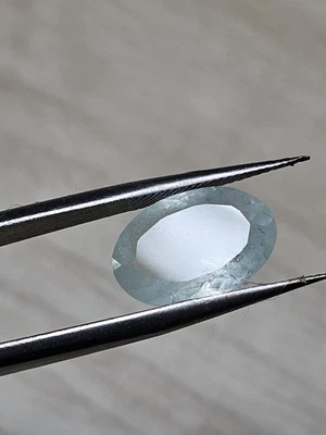 Aquamarine 4.21ct  14mm×9mm - Image 1 of 4