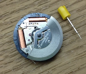 Seiko 5M84A KINETIC Watch Movement -  NEW - Black & White Date - 5m84a - Picture 1 of 6