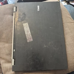 Dell Latitude PP27L Laptop Portable Computer - Parts And Spares - Unchecked - Afbeelding 1 van 12